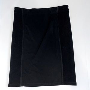BCBGMAXAZRIA BANDAGE BODYCON BLACK MINI SKIRT